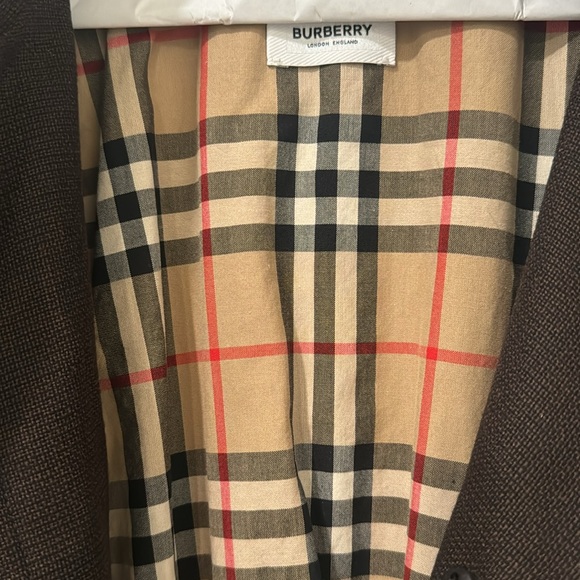 Burberry Coat - Picture 6 of 10